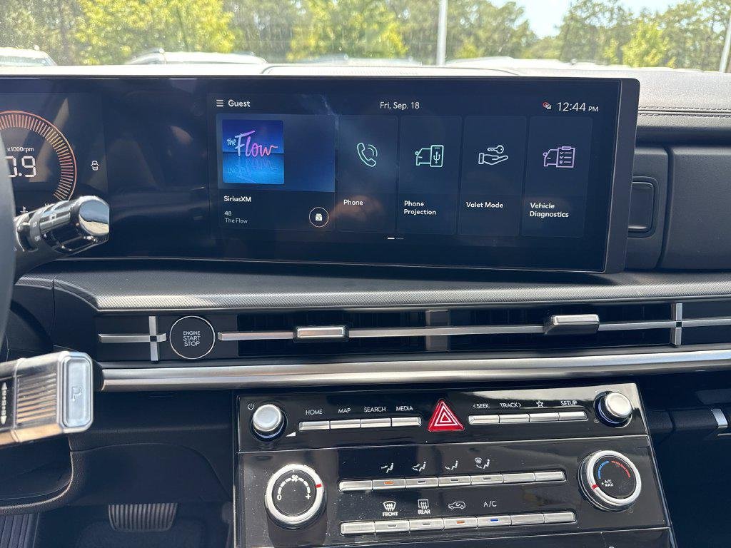New 2027 Phantom Black Hyundai SE FWD image 12