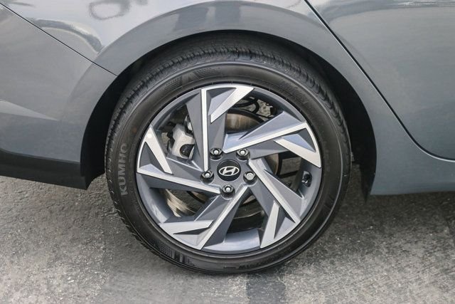 Certified Used 2025 Gray Hyundai SEL Sport image 11