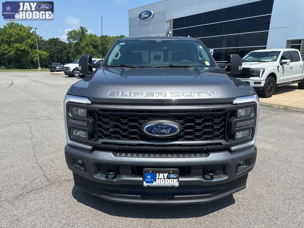 2026 Ford F-350 Super Duty XL - Photo 10