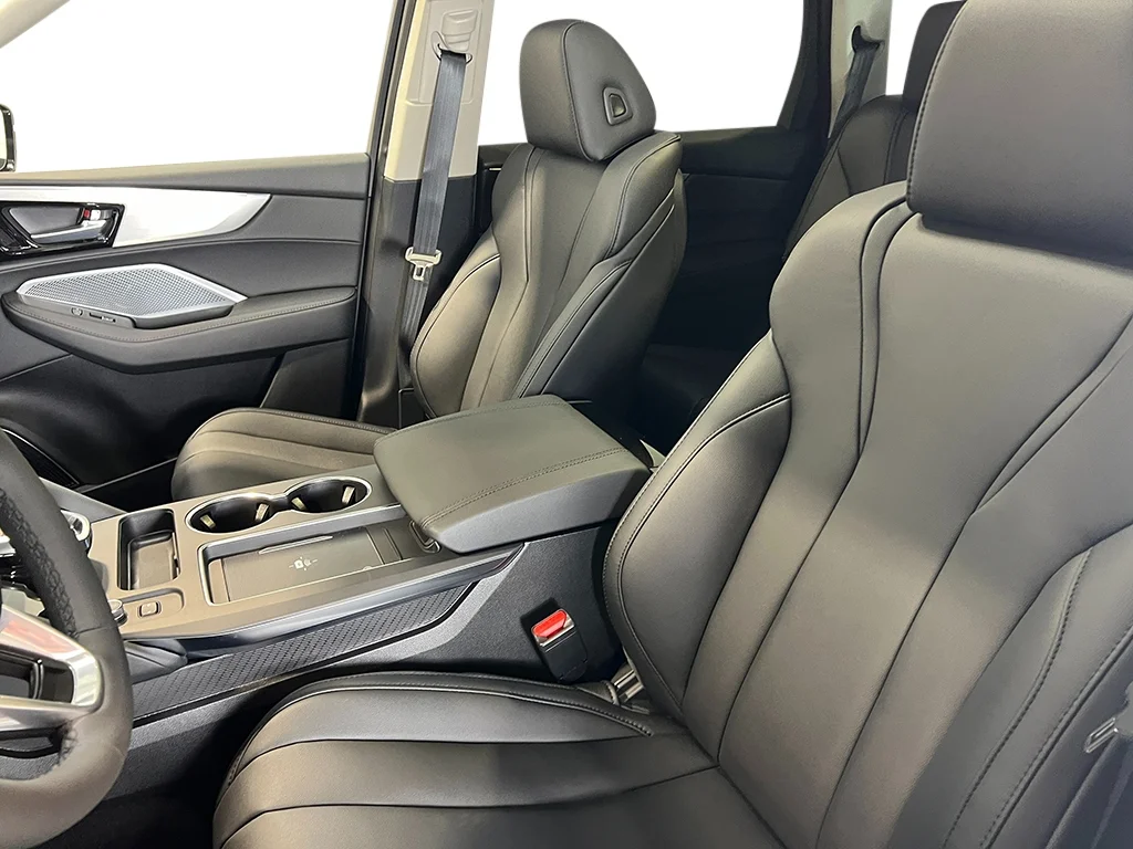 New 2026 Majestic Black Pearl Acura SH-AWD image 14