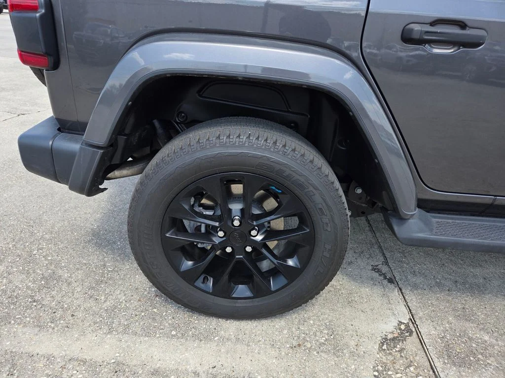 Certified Used 2022 Gray Jeep Unlimited Sahara 4xe image 26