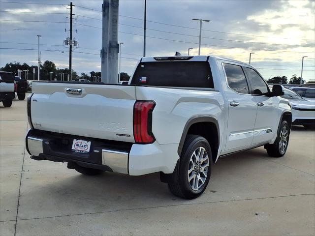 Certified Used 2025 WIND CHILL PEARL Toyota  image 6