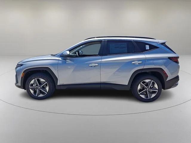 New 2026 Silver Hyundai SEL image 4