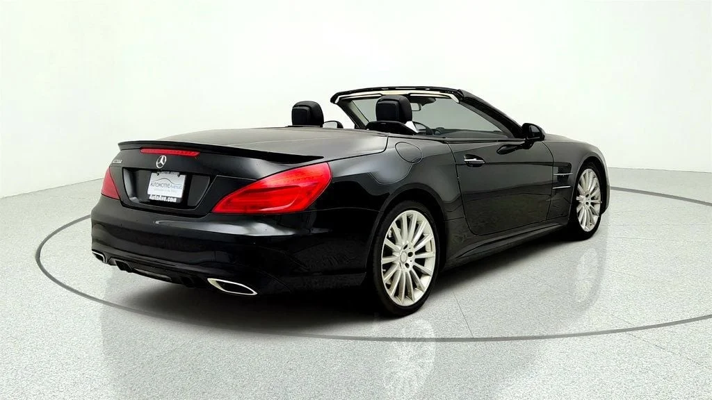 Used 2017 Black Mercedes-Benz SL 550 Roadster w/ Driver Assistance Pkg & MAGIC SKY CONTROL image 5