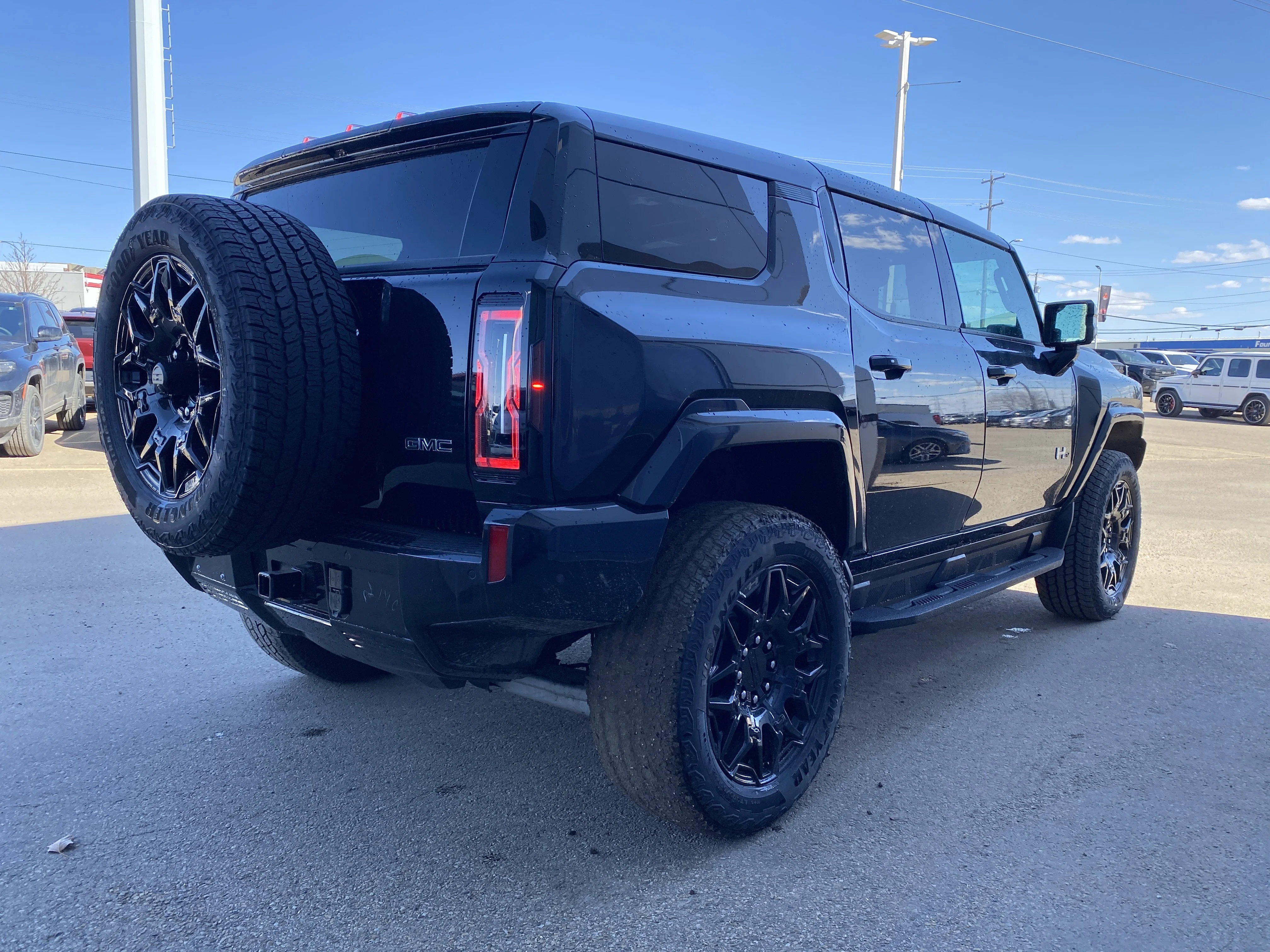 New 2026 VOID BLACK GMC 2X image 7