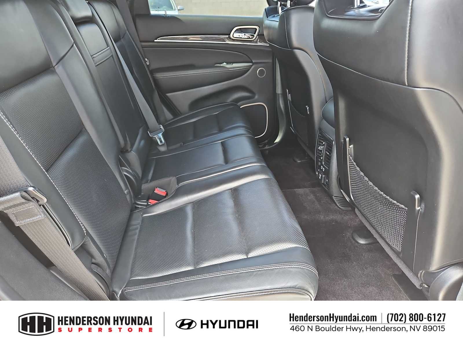 Used 2017 Ivory 3-Coat Jeep Overland image 21