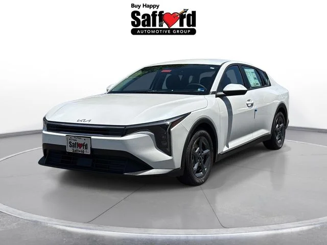 2026 Kia K4 LXS AT's photo