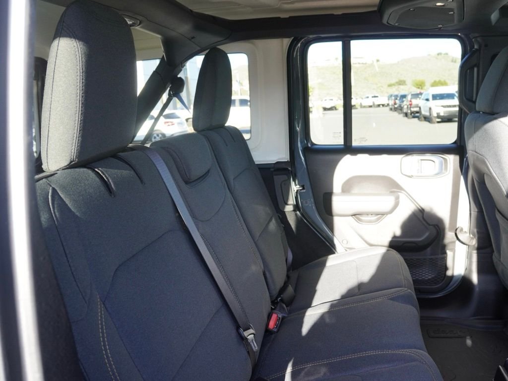 New 2026 Anvil Clear-Coat Exterior Paint Jeep Sport S image 20