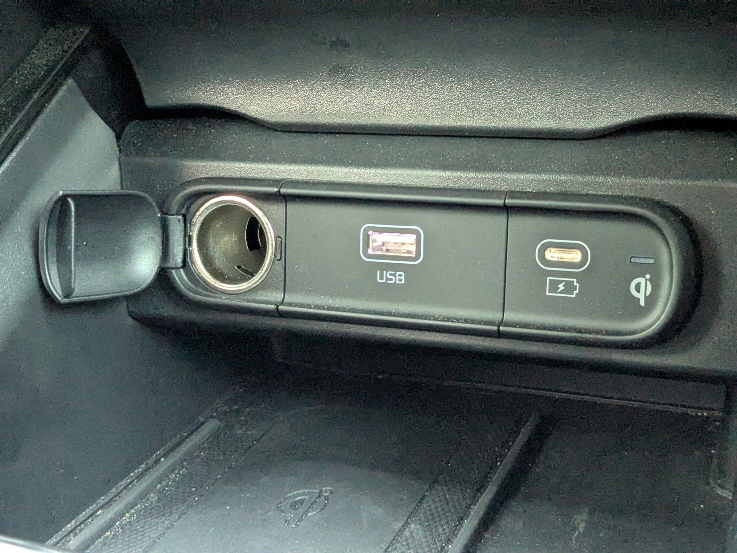 2024 Kia Telluride EX - Photo 26