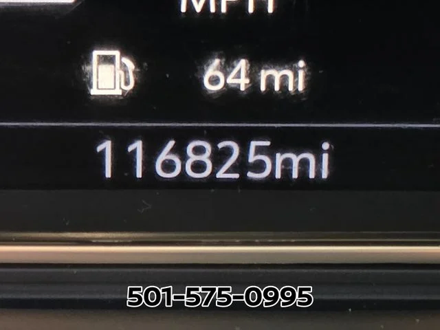 Used 2021 White GMC AT4 image 34