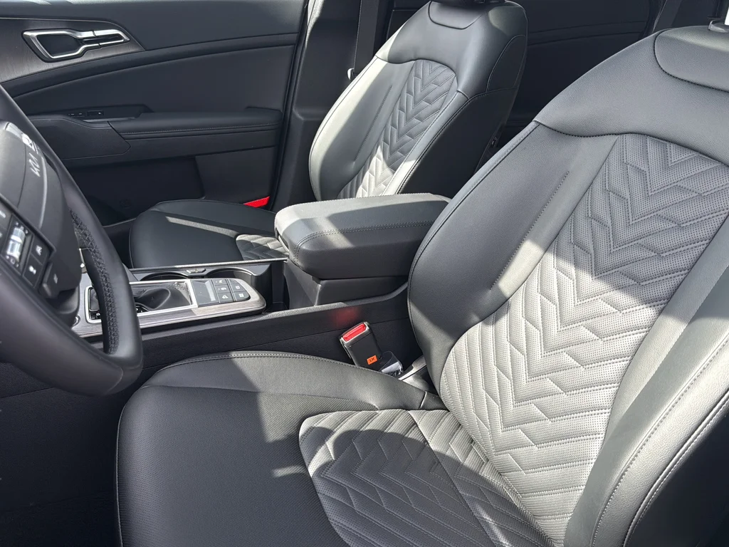 New 2026 Wolf Gray Kia X-Line image 21