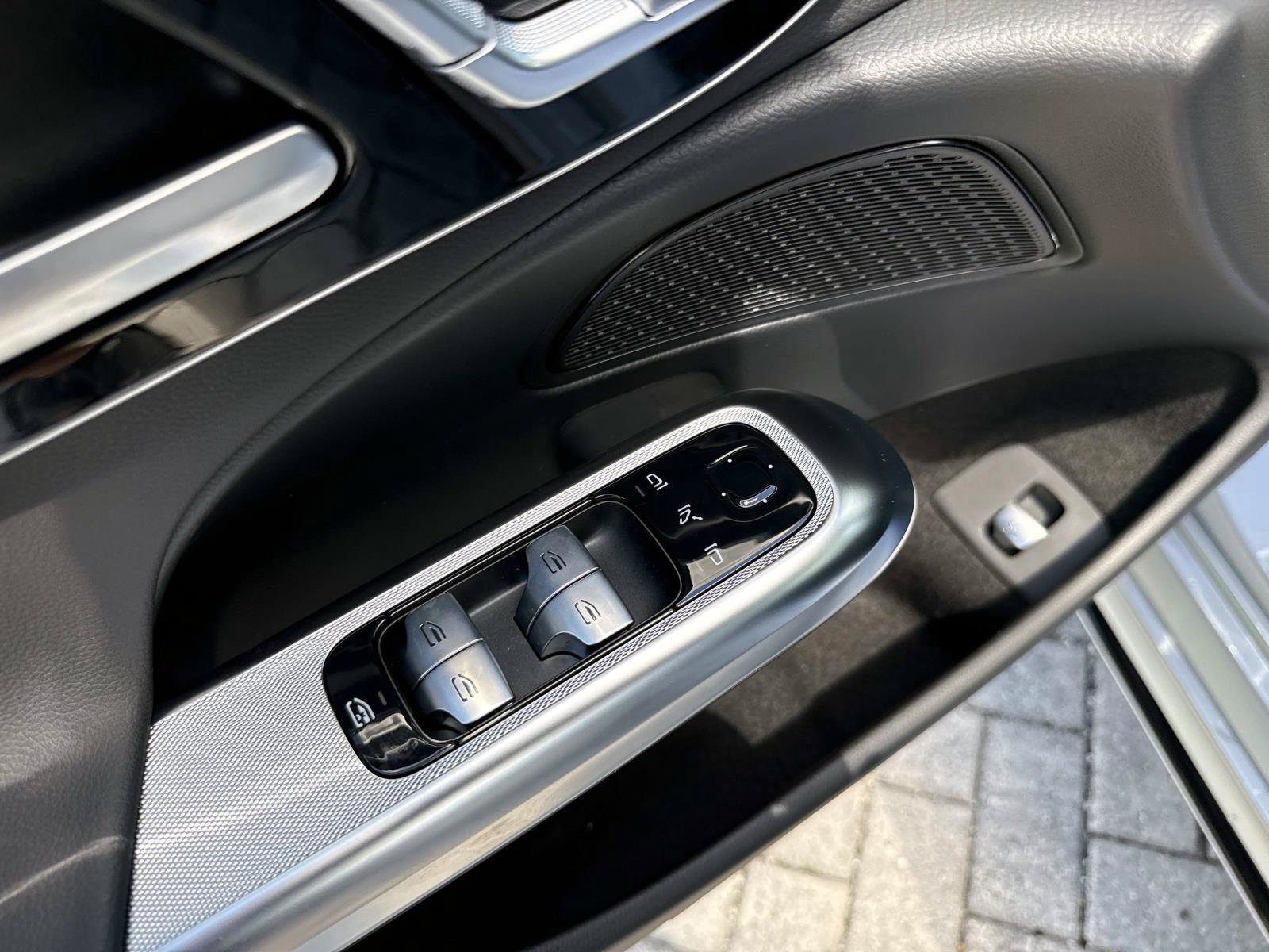 New 2027 Silver Metallic Mercedes-Benz E 350 RWD Sedan image 18