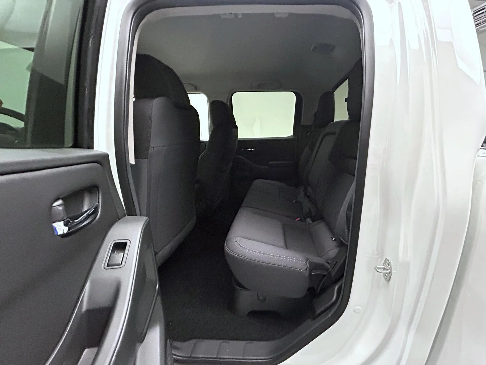 New 2026 White Nissan SV image 19