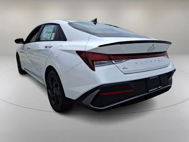 New 2026 White Hyundai SEL Sport image 5