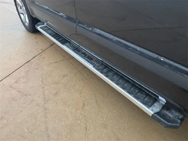 Used 2022  Ford XL image 39