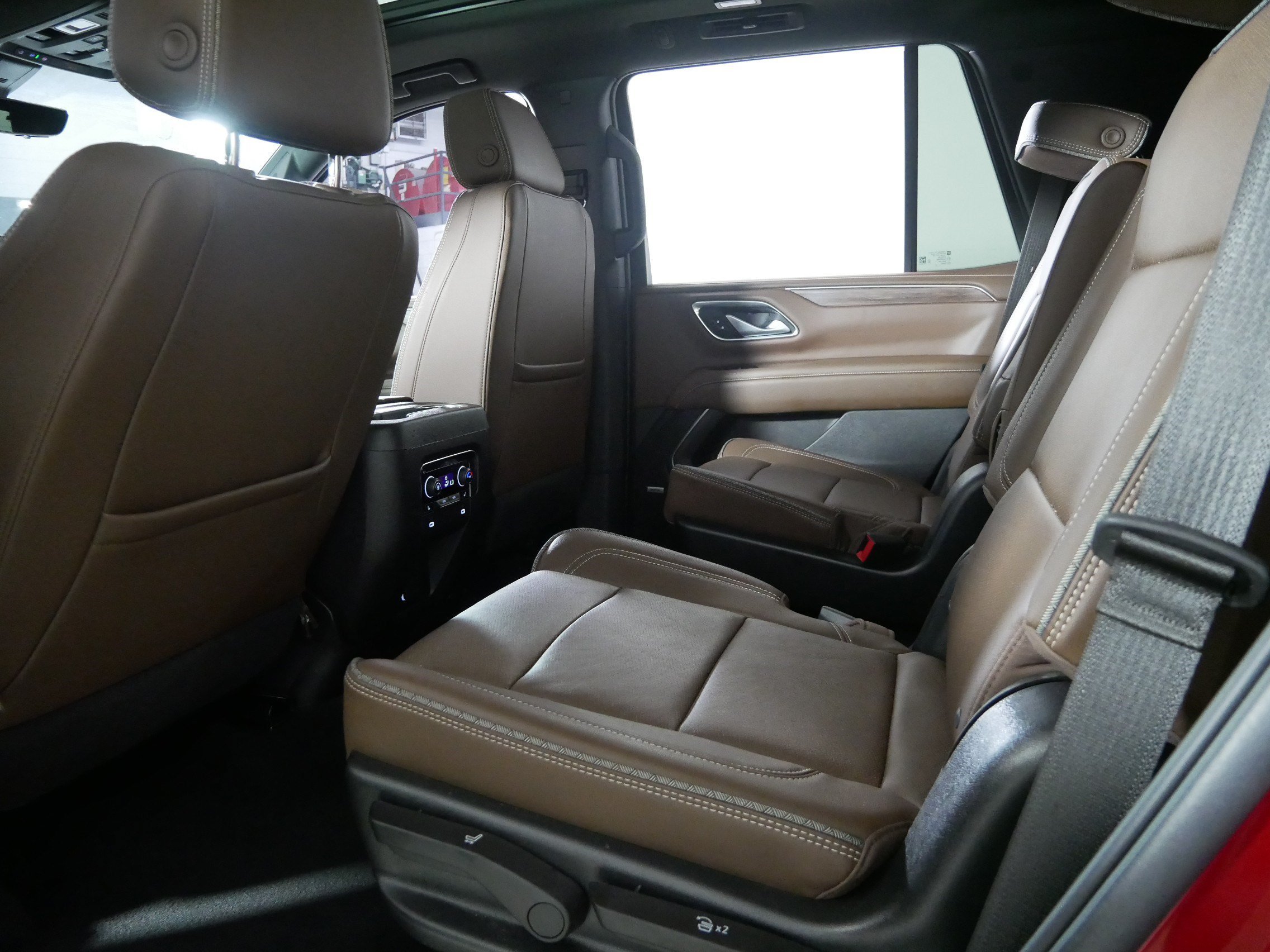 Used 2022 Cherry Red Tintcoat Chevrolet High Country image 32