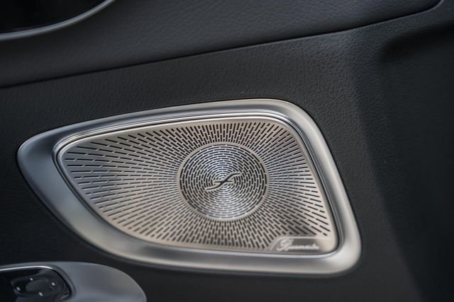 New 2026  Mercedes-Benz C 300 image 38