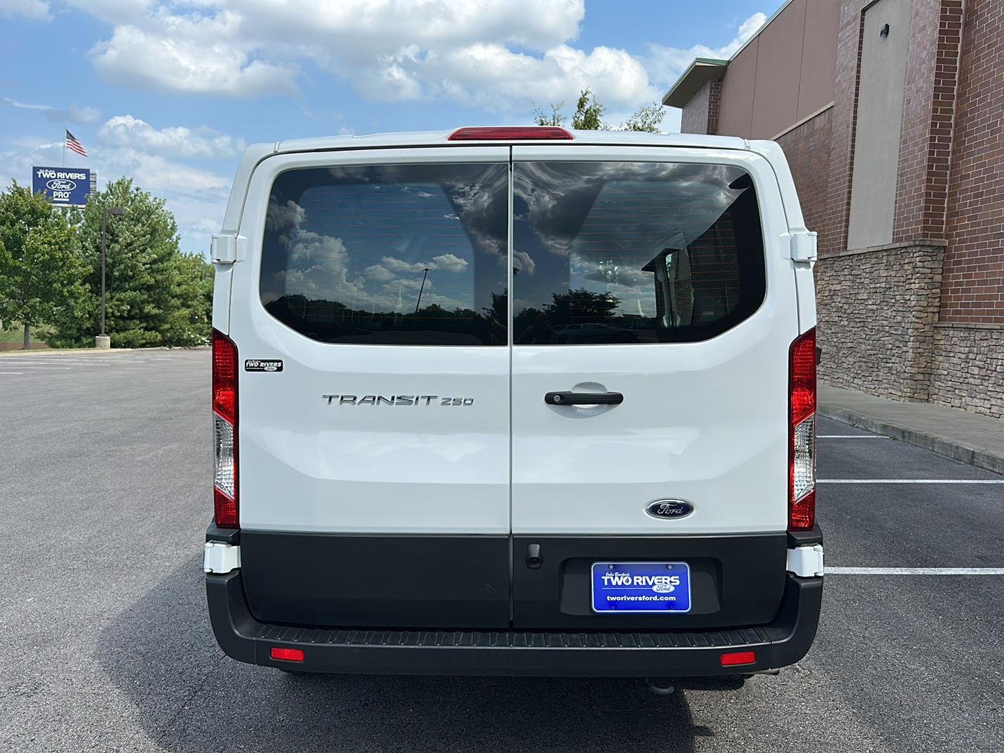 Certified Used 2025 Oxford White Ford T250 RWD LOW RF image 4