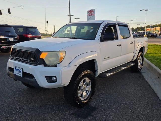 Used 2012 White Toyota PreRunner image 3