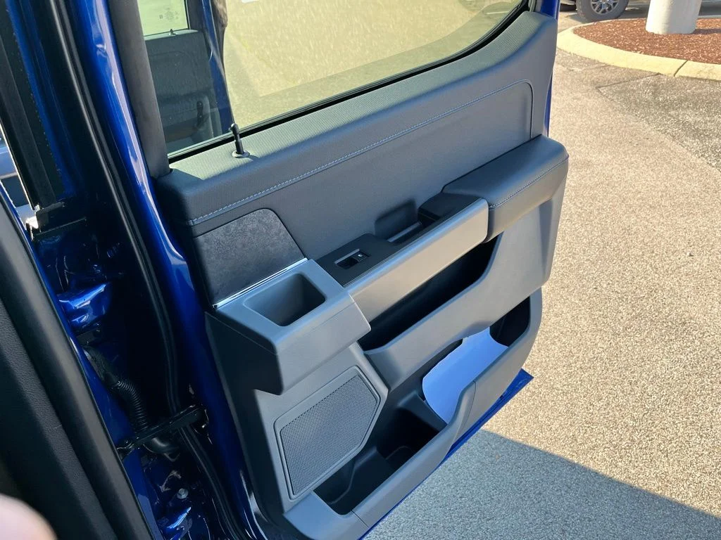 New 2026 Blue Ford XLT image 15