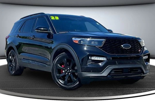 Used 2023 Black Metallic Ford ST image 3