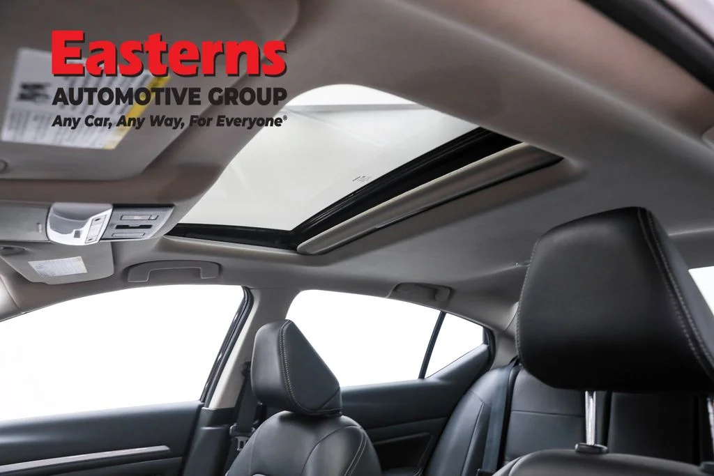 Used 2023 Black Nissan 2.5 SL image 33