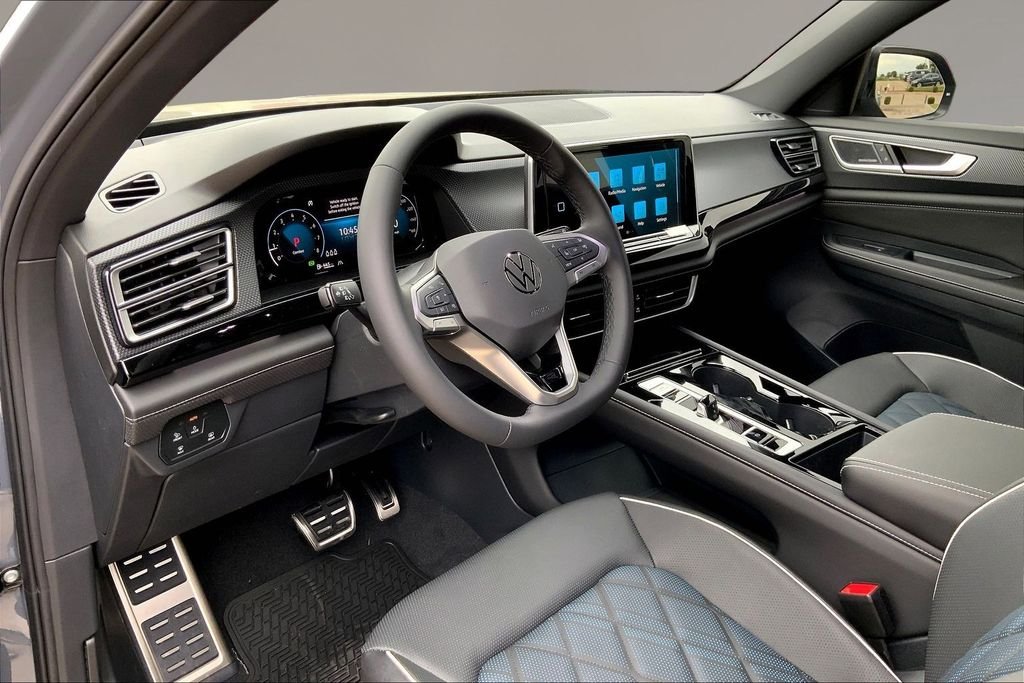 New 2026 Pure Gray Volkswagen 2.0T SEL Premium R-Line image 7