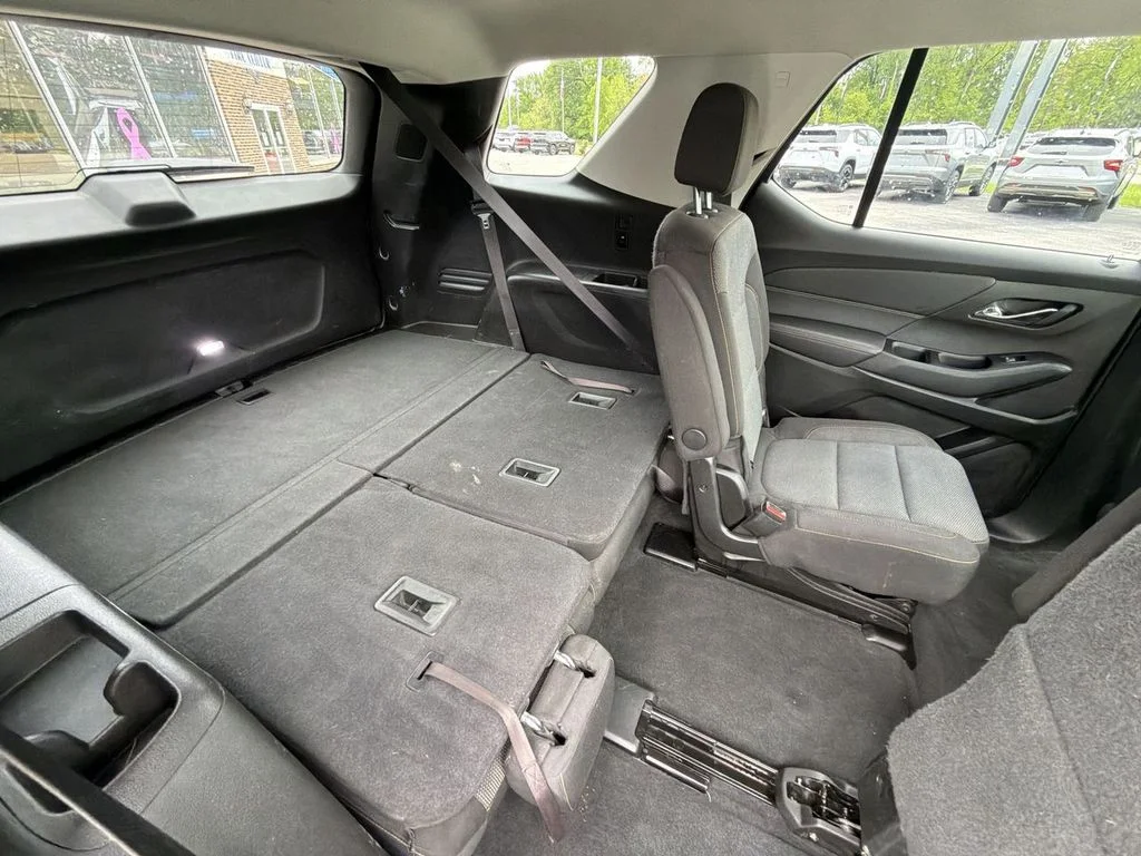 Used 2019  Chevrolet LT image 26