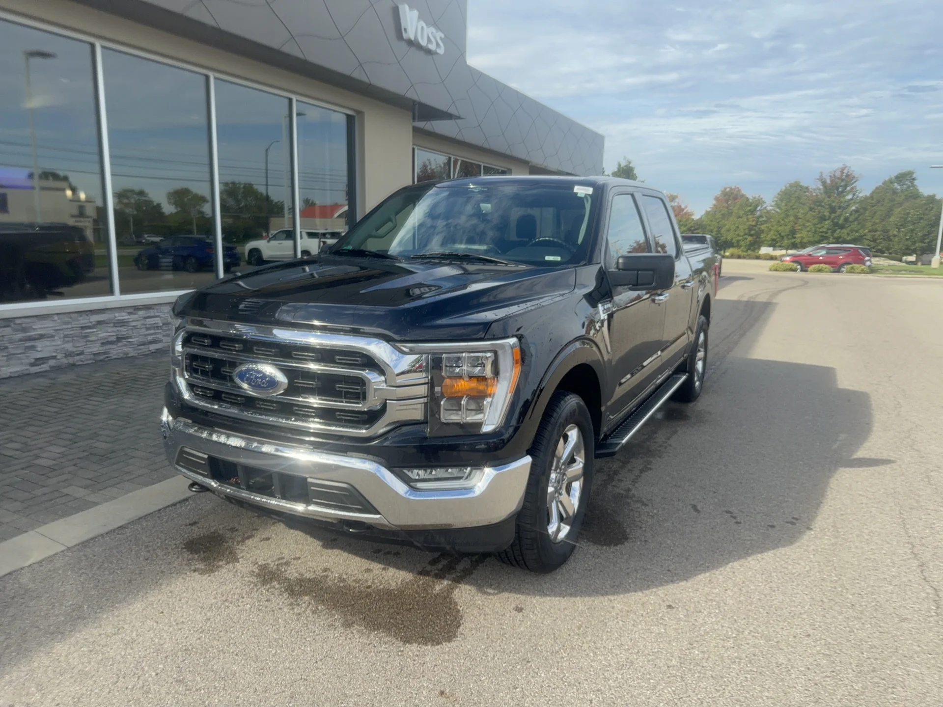 Used 2023 Agate Black Ford XLT image 8