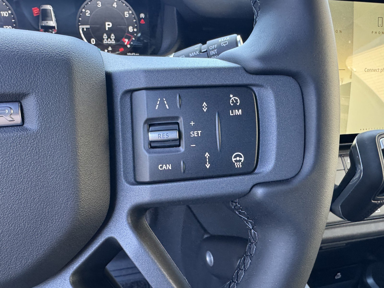 New 2026 Borasco Grey Land Rover X-Dynamic SE image 24