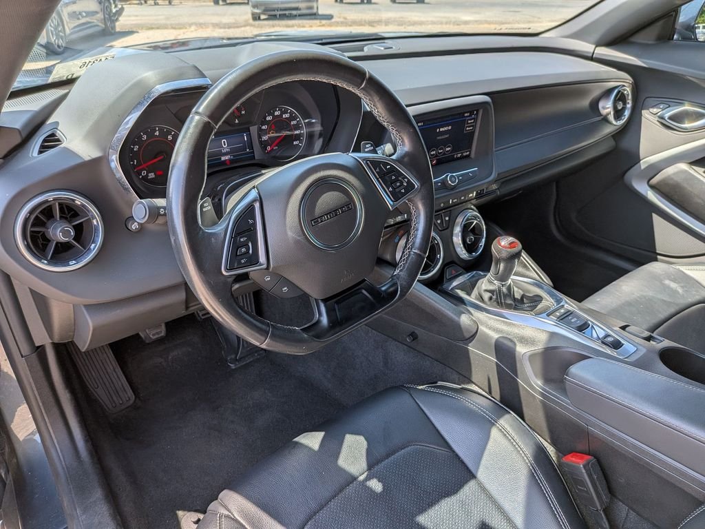 Used 2021 Gray Chevrolet LT1 image 30