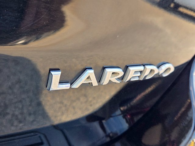 Used 2022 Black Jeep Laredo E image 12
