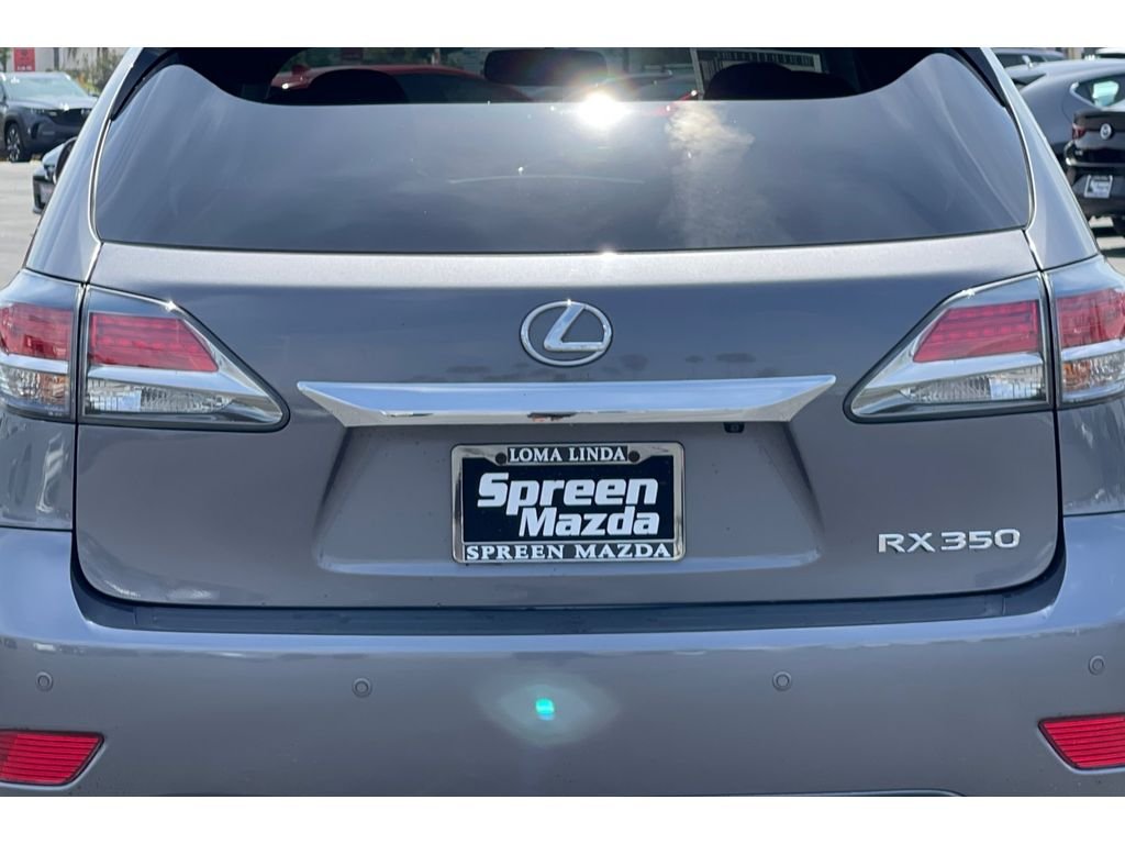 Used 2015 Nebula Gray Pearl Lexus Base image 16
