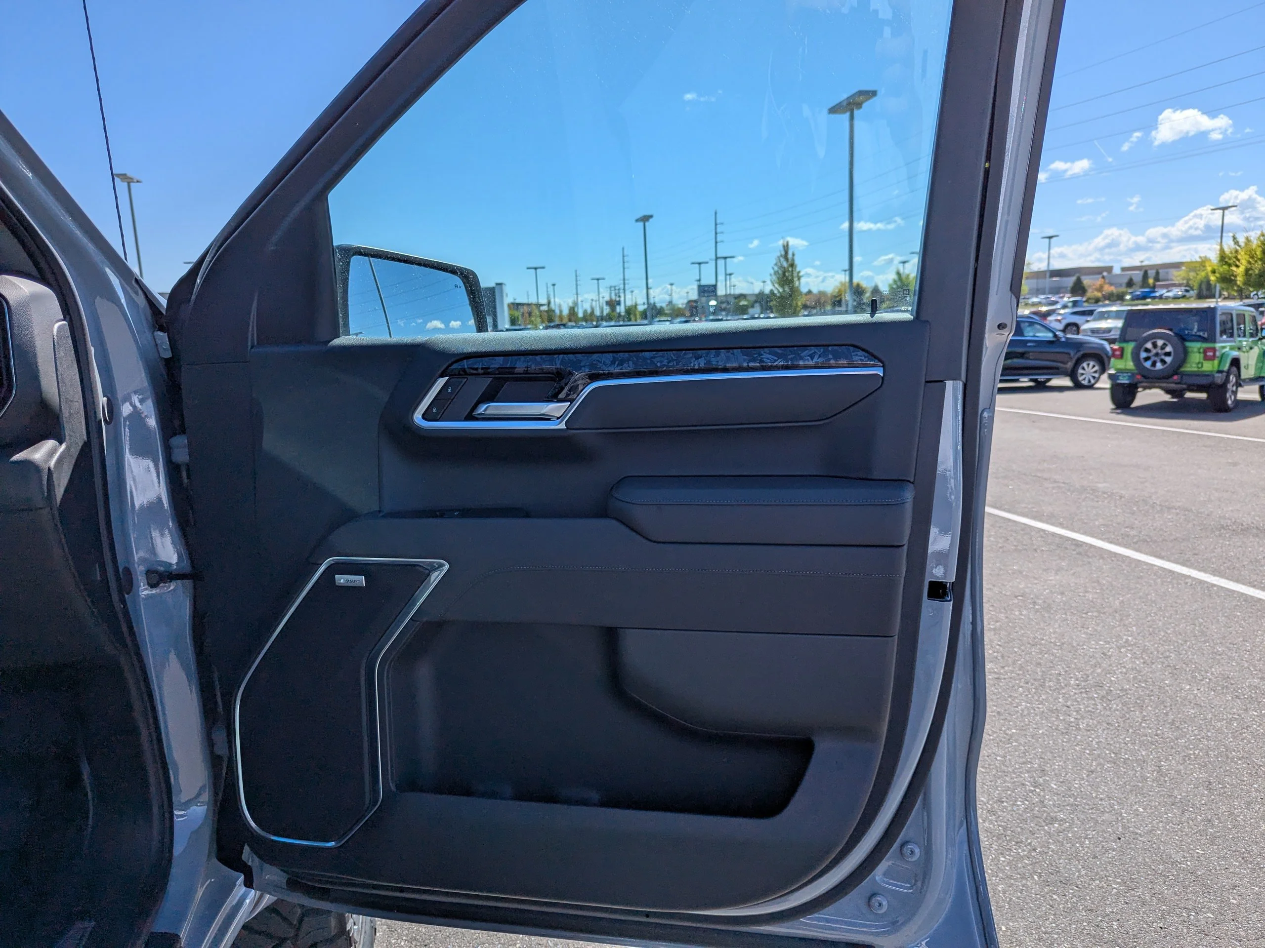 2025 Chevrolet Silverado 1500 RST - Photo 42