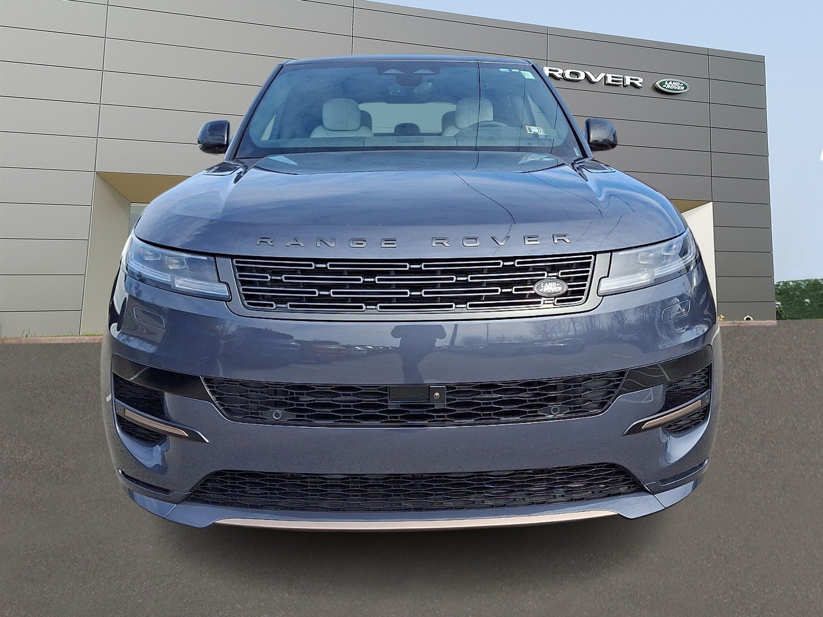 New 2026 Varesine Blue Land Rover P400 Dynamic SE image 8