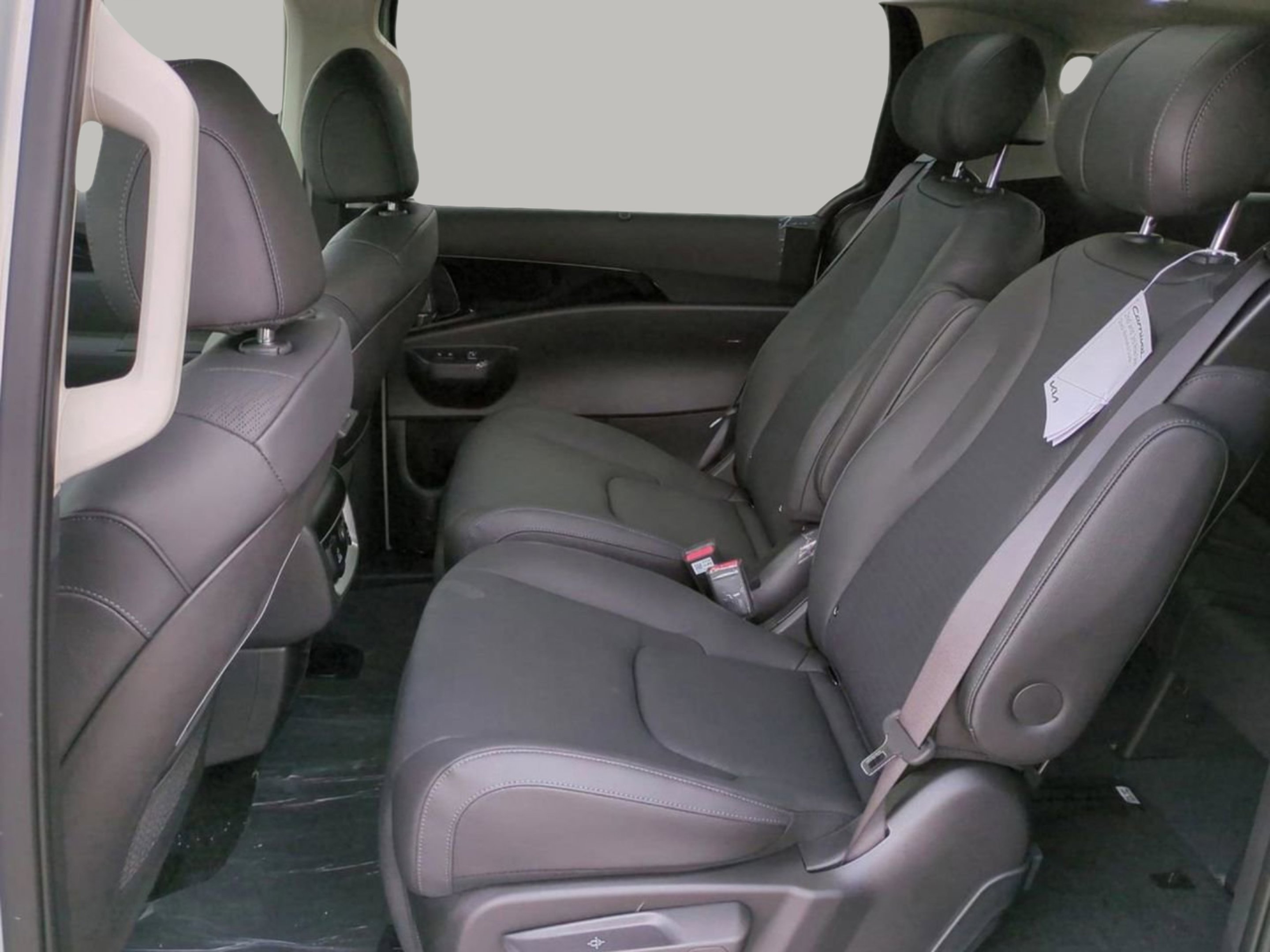 2026 Kia Carnival SX Prestige - Photo 18