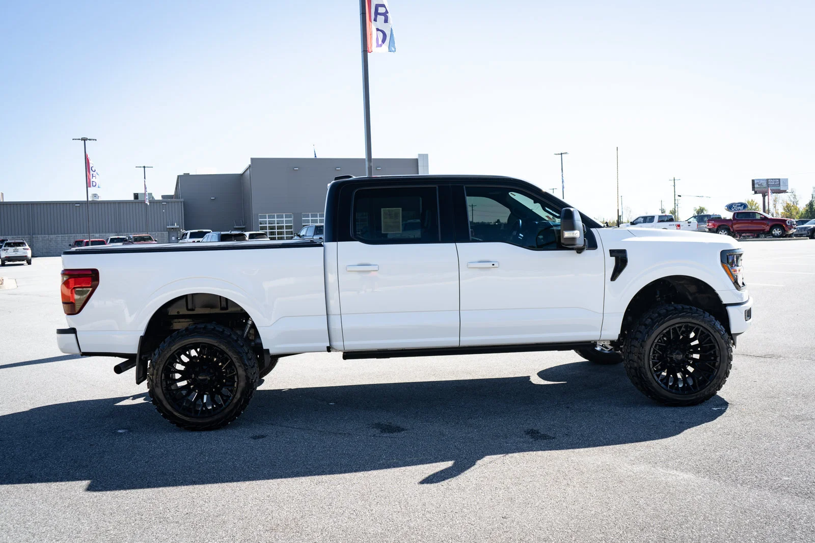 Used 2024 White Ford XLT image 11