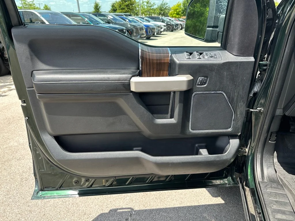 Used 2016 Green Ford Lariat image 21