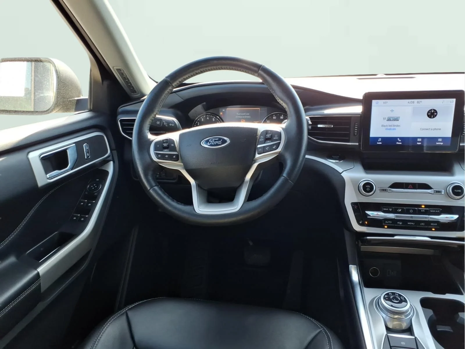 Used 2022 Black Ford XLT image 14