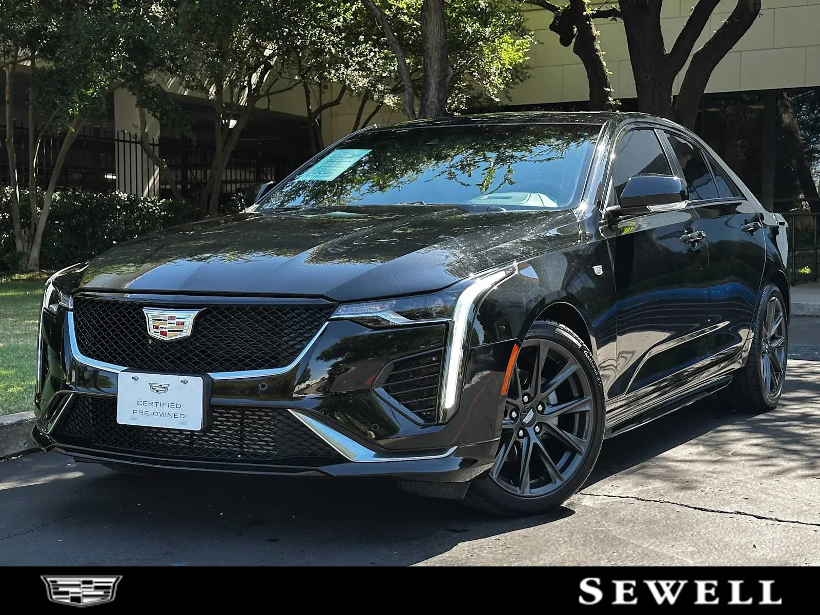 2025 Cadillac CT4