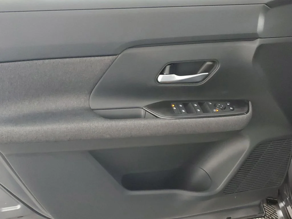 2026 Nissan KICKS SV - Photo 29
