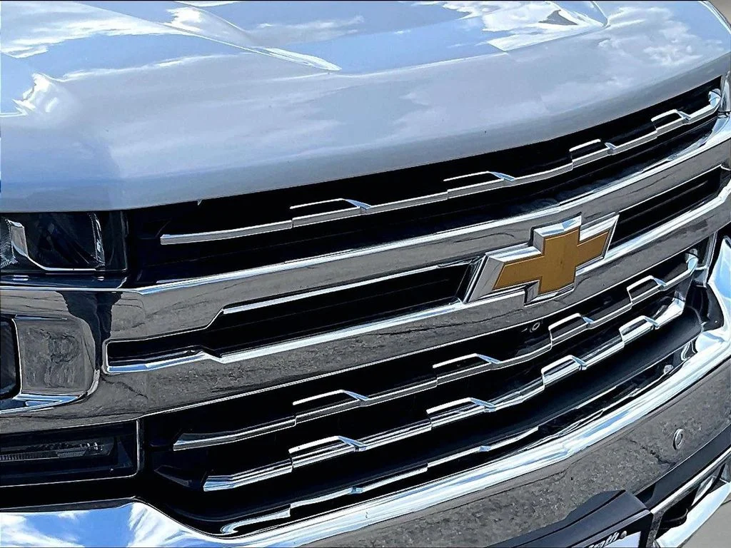 Certified Used 2021 Silver Chevrolet LTZ image 35
