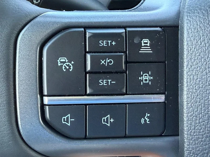 New 2026 Marsh Gray Ford XLT 4WD SuperCrew 5.5