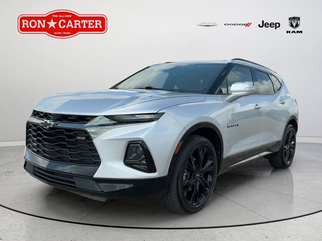 Certified Used 2021 Silver Chevrolet RS image 3