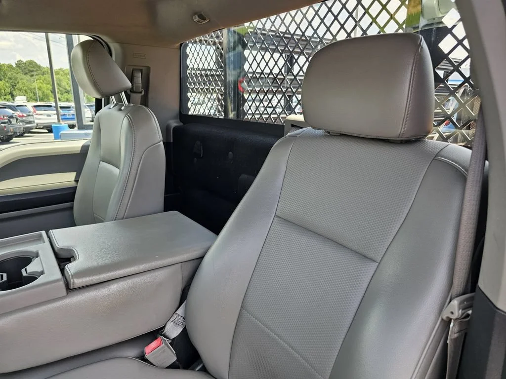 Used 2017 Oxford White Ford XL image 16