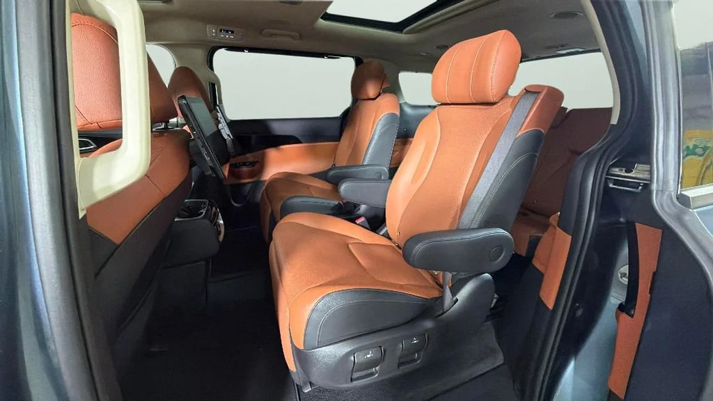 Used 2024 Blue Kia SX Prestige image 28
