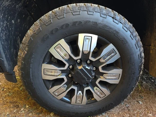 Used 2026 Silver GMC Denali image 3