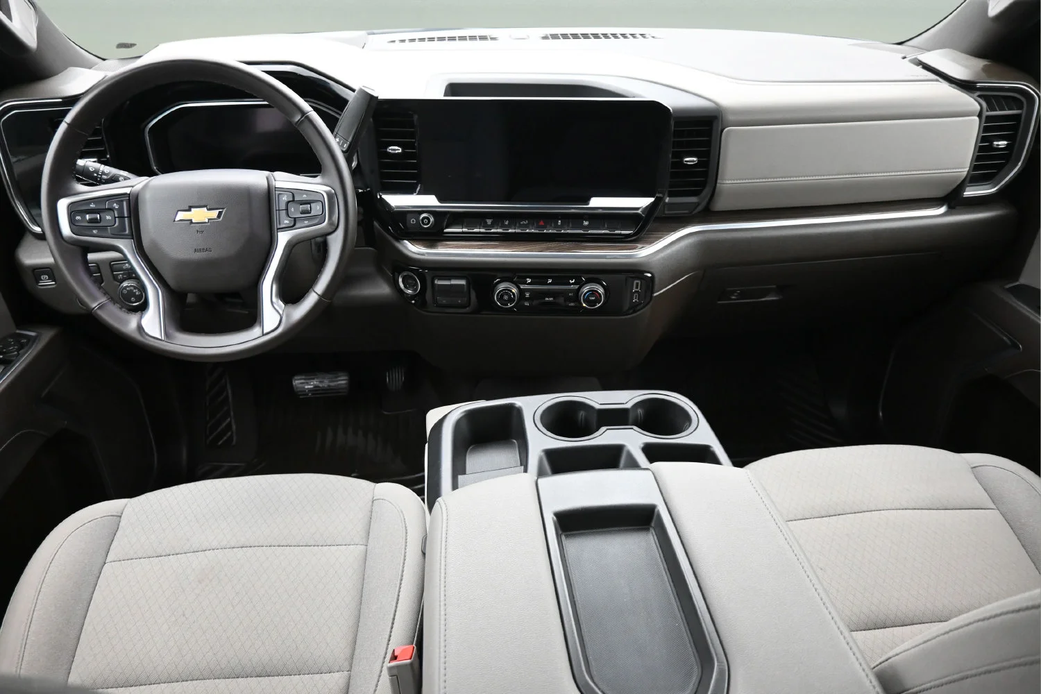 Used 2026 Sterling Gray Metallic Chevrolet LT image 13