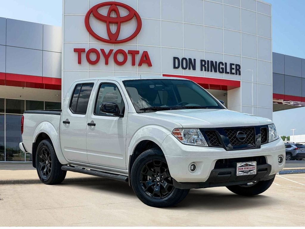 2021 Nissan Frontier SV Crew Cab 4X2 SWB's photo