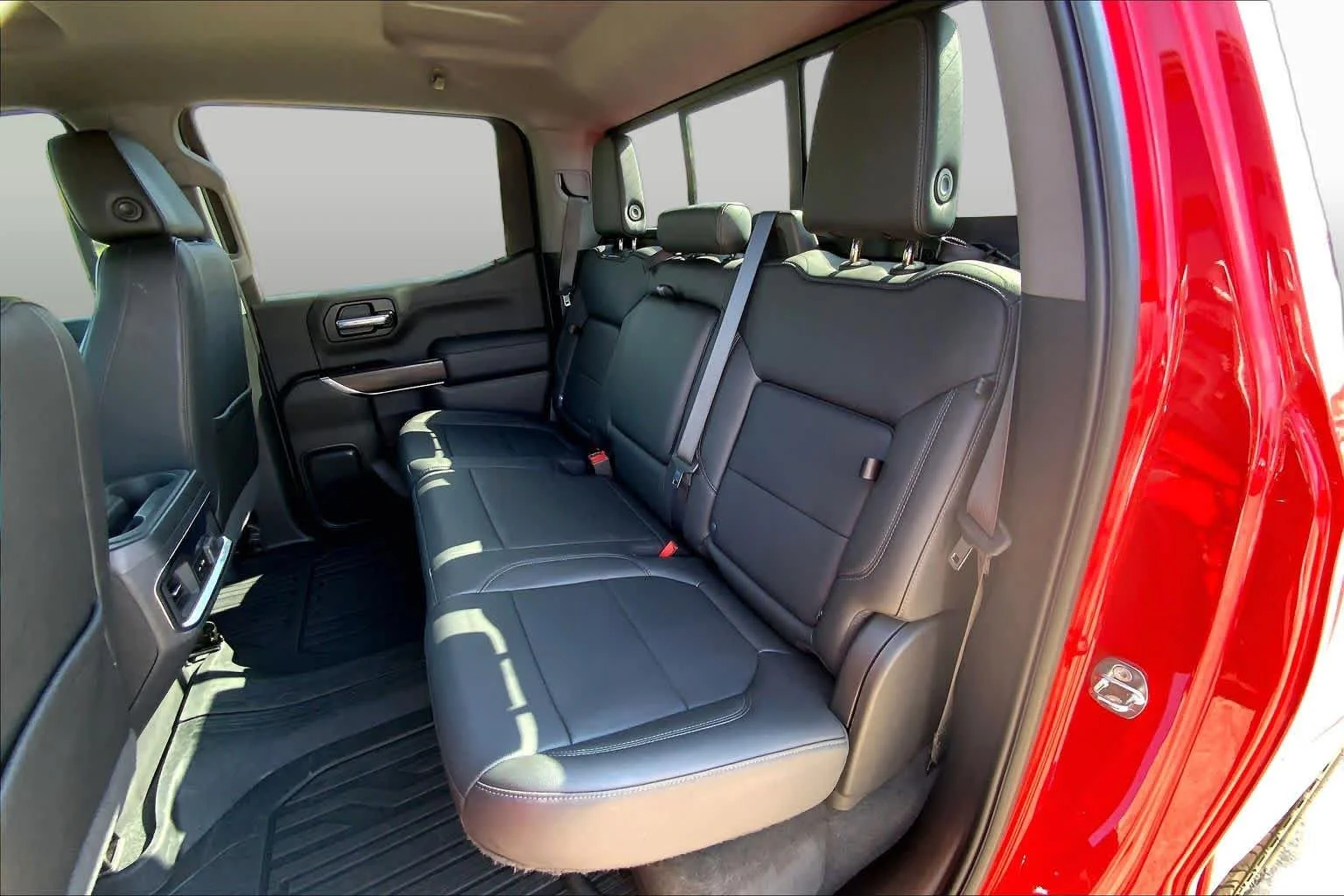 Used 2022 Cardinal Red GMC SLT image 20